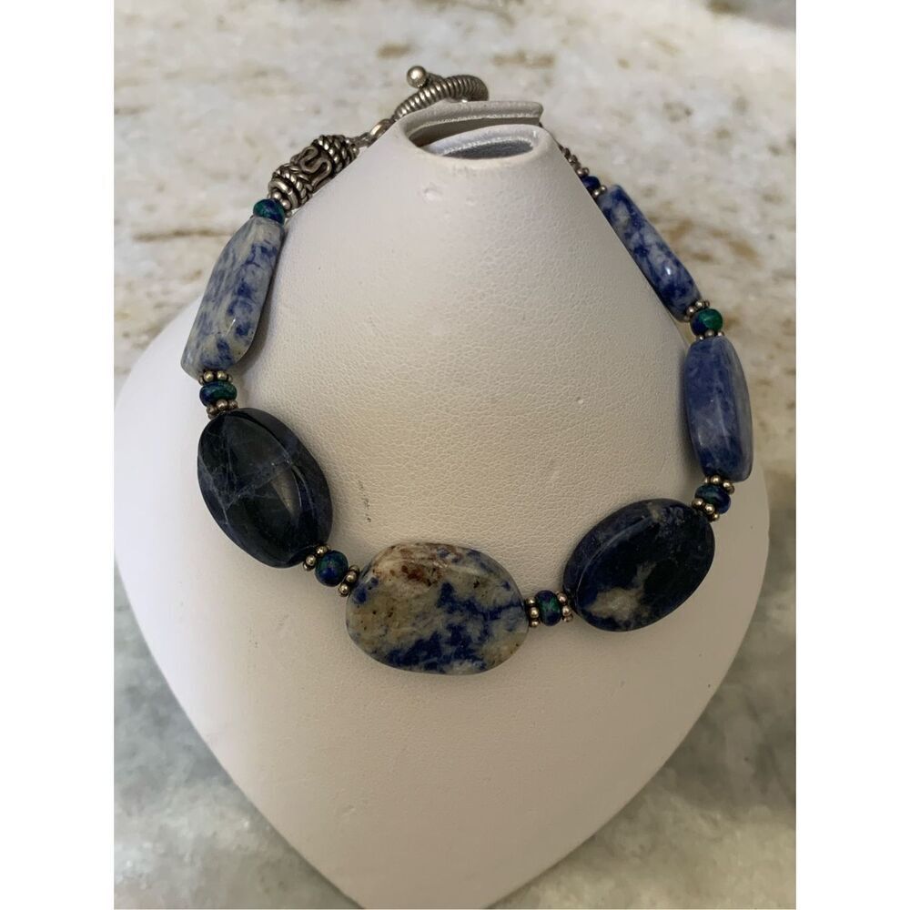 Handmade Blue Sodalite Bracelet #resembles lapis